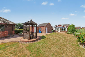 Carnoustie Avenue Walton